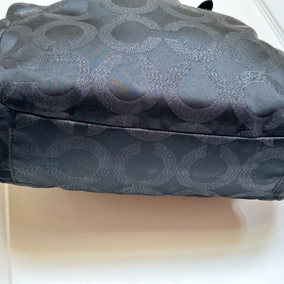 Coach Black Signature Tote Bag - Picture 4 of 7